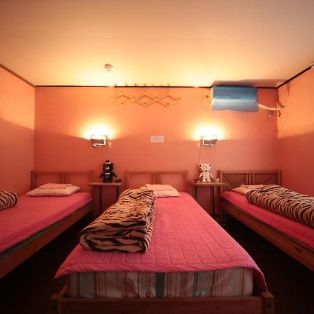 Comeinn Guesthouse Hongdae - Female Only Seoul Exteriör bild